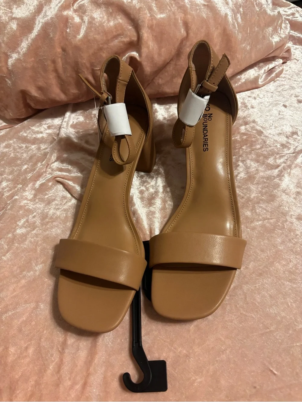 Women’s Tan Block Heel Sandals - Classic Strappy Style